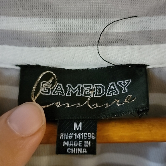 Gameday Couture Hawkeye Branded 1/4 Zip Jacket SzM - Picture 3 of 5